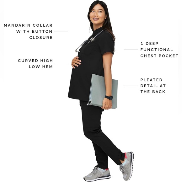 FIGS Kitale Maternity Scrub Top Short Sleeve Black Size Small - Picture 2 of 6